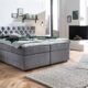 Belanoti Lara Boxspringbett 180x200 mit 4 Schubladen Stauraum Bett 180x200 mit Bettkasten in der Farbe Hellgrau H2 und H3 Chesterfield Kopfteil 7-Zonen Taschenfederkern Matratze inkl. Visco Topper